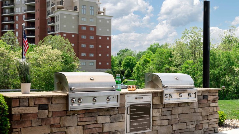 Outdoor Chef's Kitchen